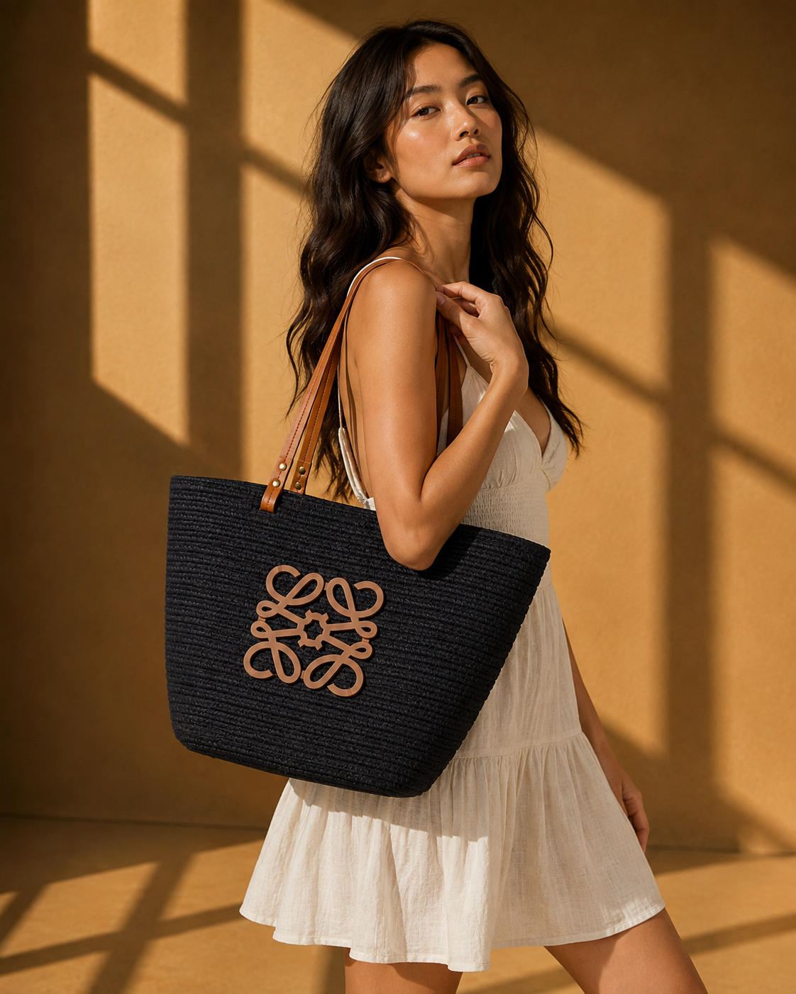 Resort Woven Tote – Black